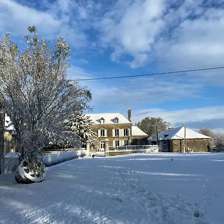 Homestay Chateau De La Robiniere Minimun 2 Nuitees